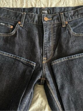 Hugo Boss Men's Indigo Denim Jeans with skinny leg jeans